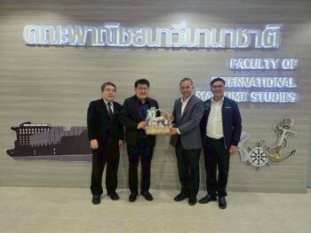 LINE_ALBUM_261168_251127_1