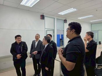 LINE_ALBUM_261168_251127_7