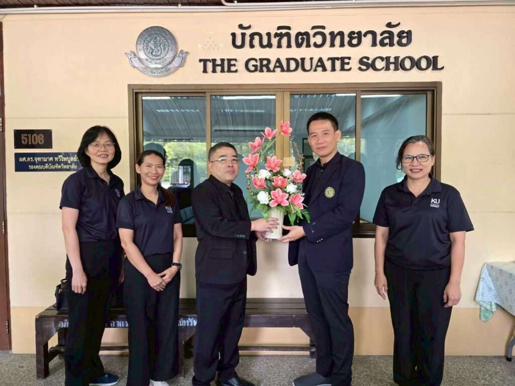 LINE_ALBUM_121268_251212_4