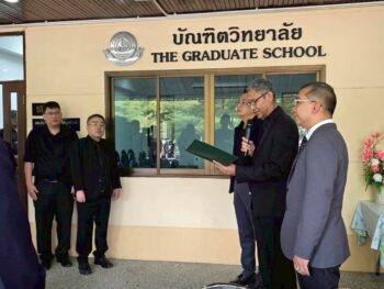 LINE_ALBUM_121268_251212_8