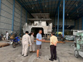 LINE_ALBUM_B.P._260526_6